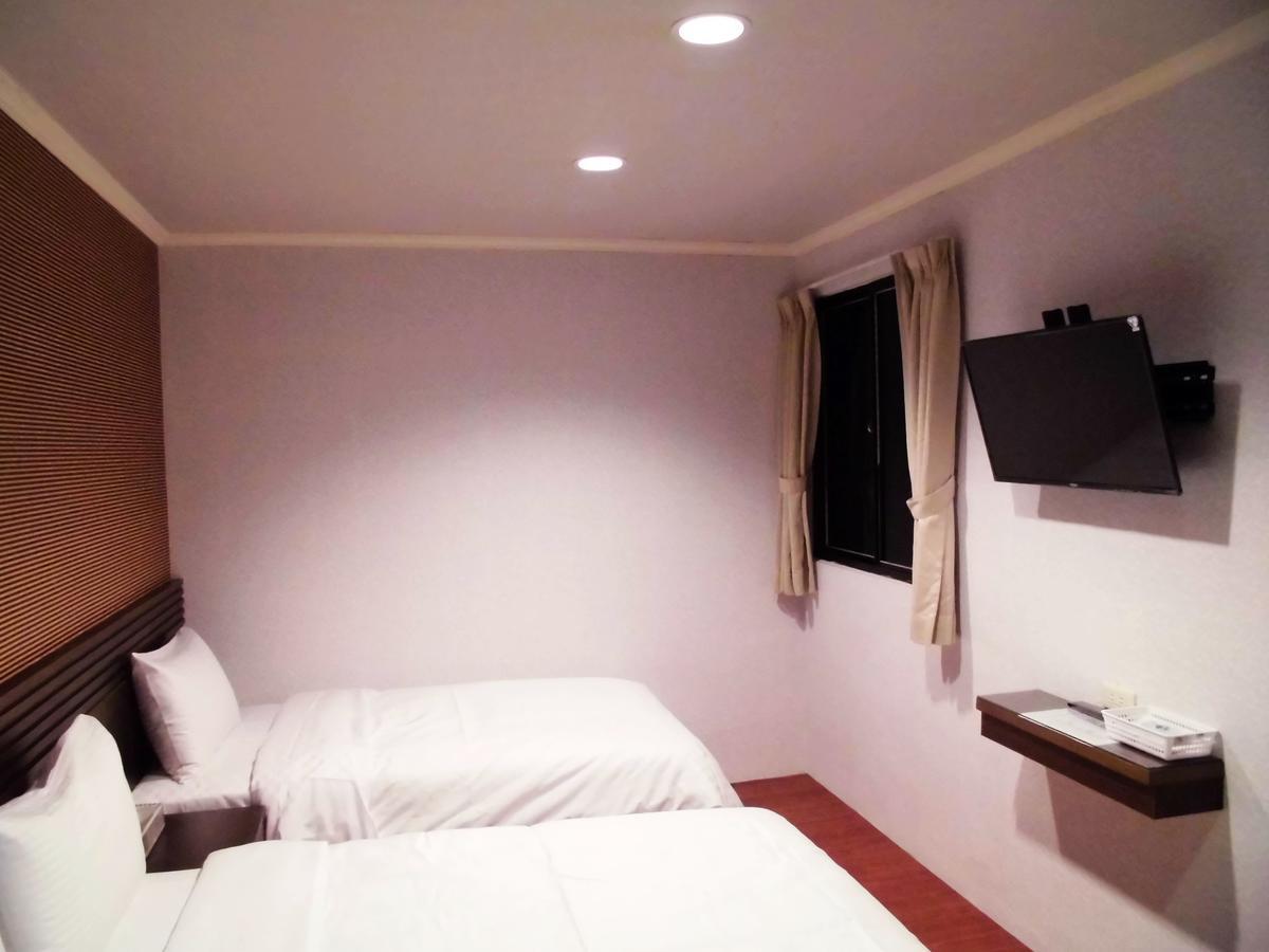 欣悅商務旅店 Hotel Toufen Kültér fotó